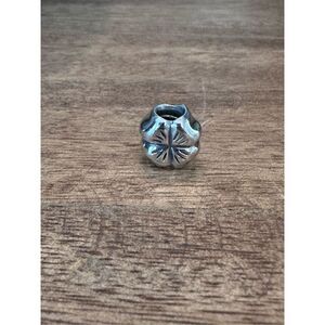 Retired Pandora 4 leaf clover charm